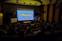 اکران فیلم احضار در دانشکده دندانپزشکی 