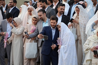 نوای پیوند در دانشگاه علوم پزشکی تهران؛ برگزاری جشن ازدواج دانشجویی