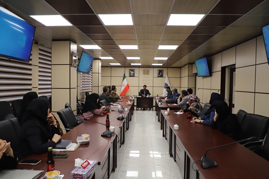 دکتر پور غریب: دانشگاه خانه دانشجو است و بایست شرایط حضور آنها در برنامه ریزی ها و اجرای امور را فراهم کرد 