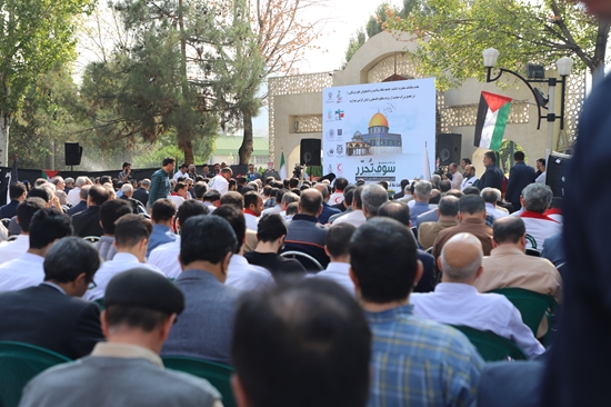 مشارکت اساتید، کارکنان و دانشجویان دانشگاه علوم پزشکی تهران در تجمع حمایت از مردم  مظلوم فلسطین و لبنان در سالگرد بمباران بیمارس 