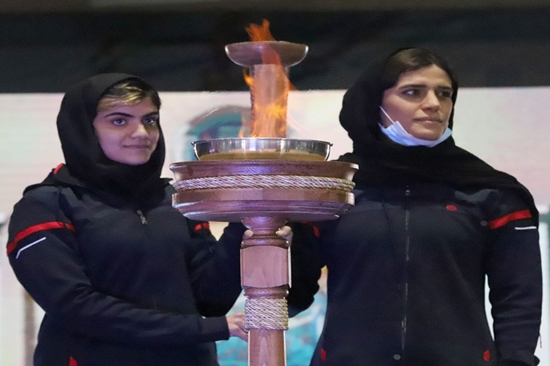 مشعل امید و همبستگی 