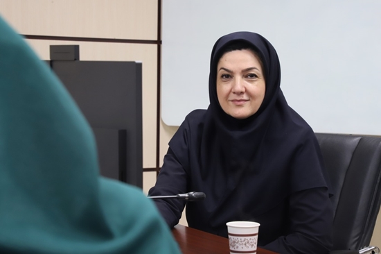 دکتر بی تا عظیمی 