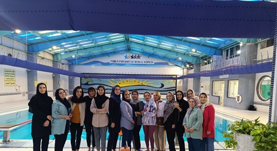 مسابقات شنای بانوان 