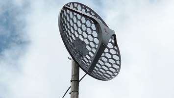 ارتقای لینک وایرلس خوابگاه حافظیه با هدف بهبود کیفیت ارتباطات دانشجویی