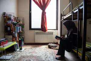 استفاده دانشجویان تحصیلات تکمیلی از خوابگاه‌های دانشگاه علوم پزشکی تهران در تابستان