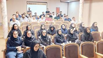 برگزاری کلاس آموزشی استفاده صحیح از مواد شوینده و امور نظافتی خوابگاه ها 