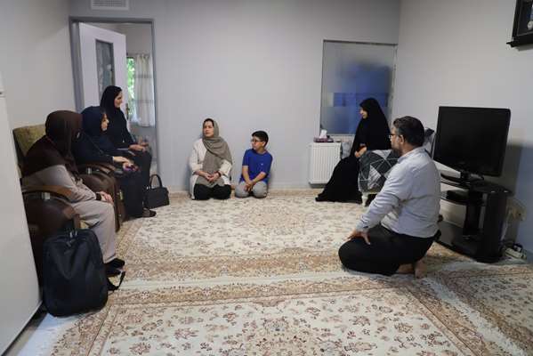 بازدید مسئولان معاونت های بهداشت و فرهنگی و دانشجویی دانشگاه علوم پزشکی تهران از خوابگاه متأهلین